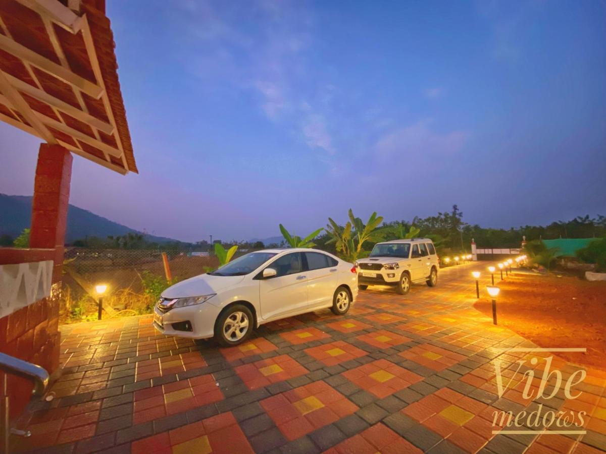 Vibe Meadows Villa With Private Swimming Pool Near Kashid Beach Екстериор снимка